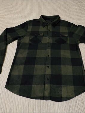 O’Neill Superfleece flannel, snap buttons, dark green/blk, med, NWT.